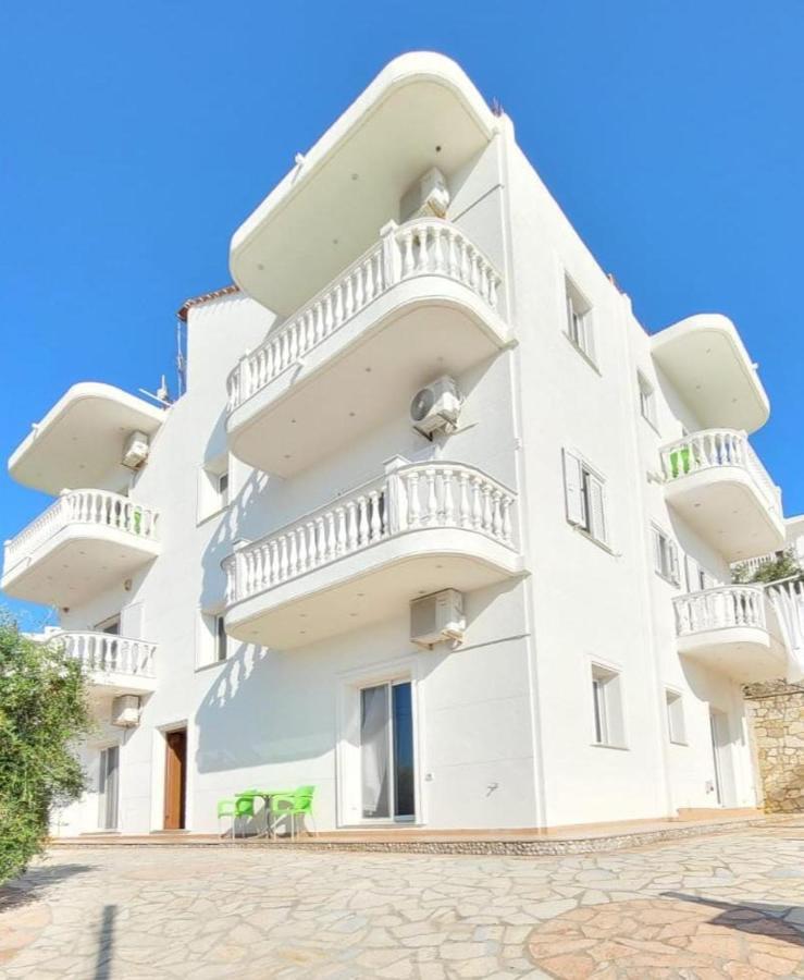 Vila Sulozeqi Apartment Sarande Exterior photo